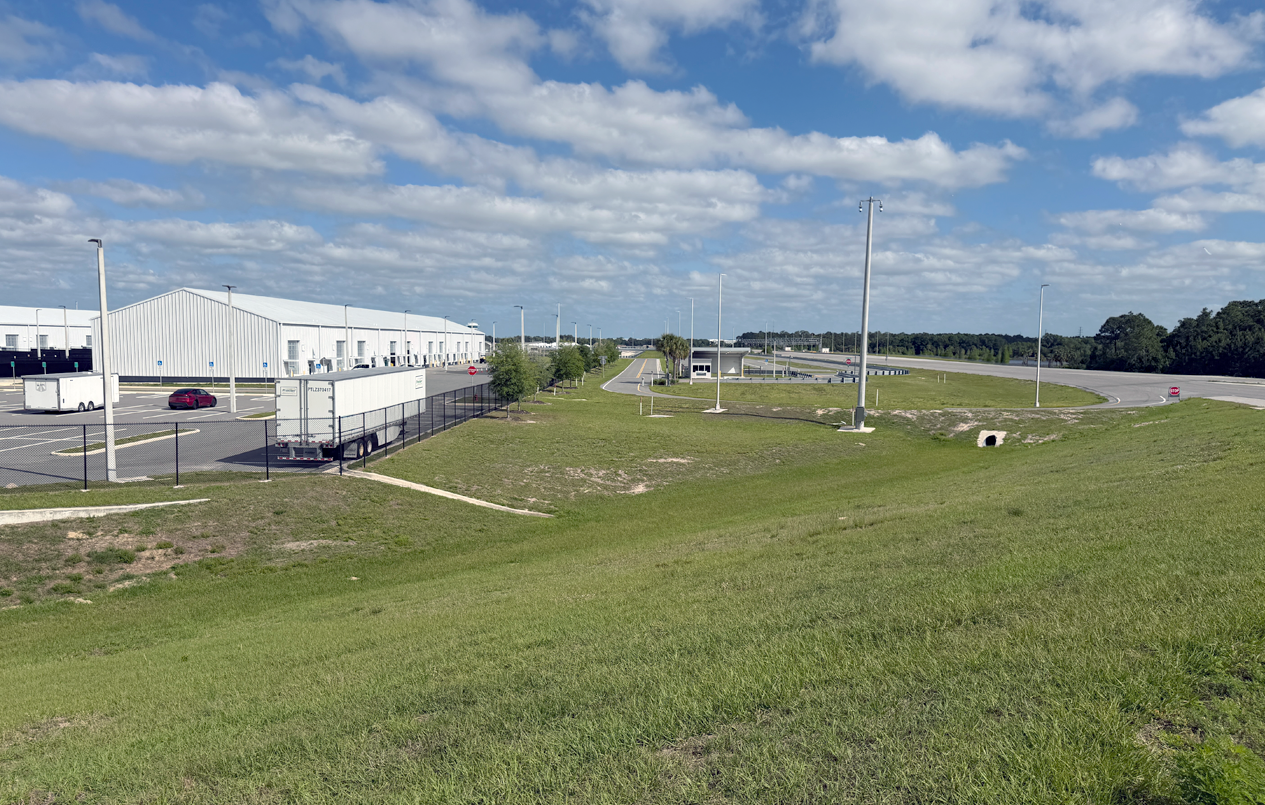 Oval Track image 4