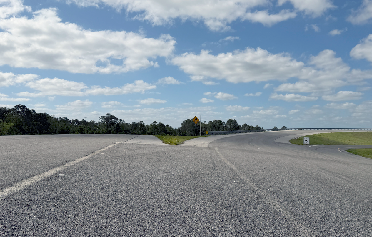 Oval Track image 5